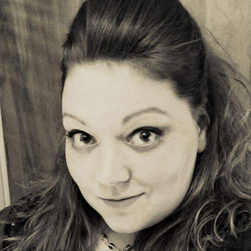Meet your Posher, Leeann
